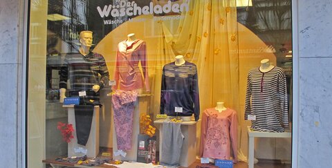 Exklusive Geschenkideen beim Wäscheladen -KÖ47