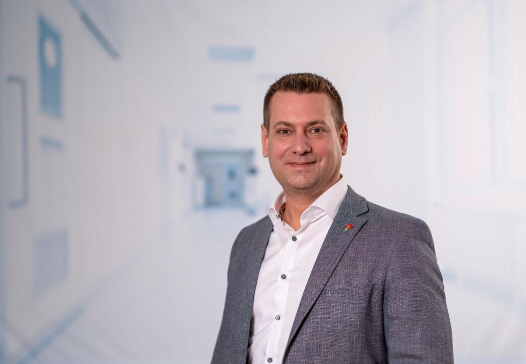 2023.01_Mitja Miesen