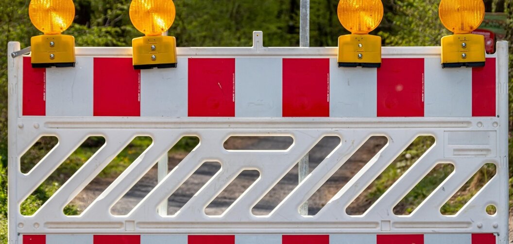 drive-through-5036312-1920