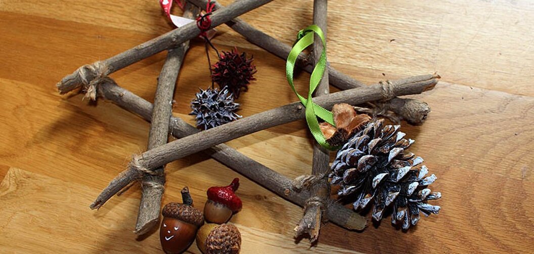 naturmaterial-weihnachten-basteln-ingrid-kuesgens