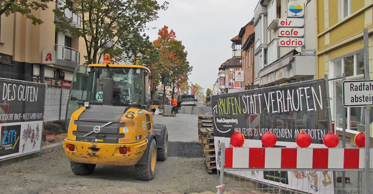 Sanierung Abschnitt II - Bauzaun bei Bröhl´s / Stand Oktober 2015