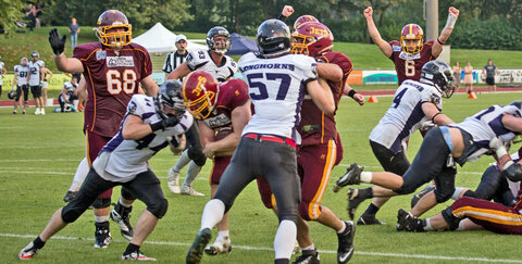 Ein Aufeinandertreffen alter Bekannter zum Saisonauftakt (Foto: Richard Welde).
