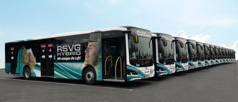 Moderne Hybridbusse werden auf der neuen Schnellbusstrecke verkehren. Foto: RSVG