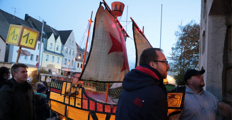 Martinszug der KGS Schloßstraße