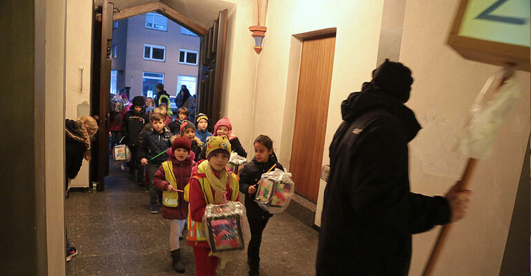 Martinszug der KGS Schloßstraße