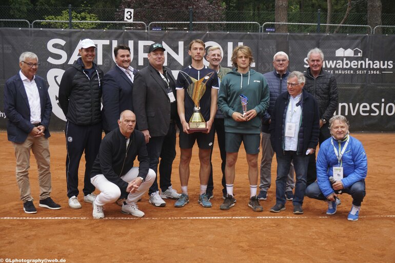 GLphotographyDSC08423-Siegerehrung