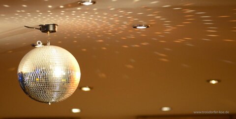 Die Geschenkidee: Gutschein für Tanzkurss bei TanzBreuer KÖ9-11