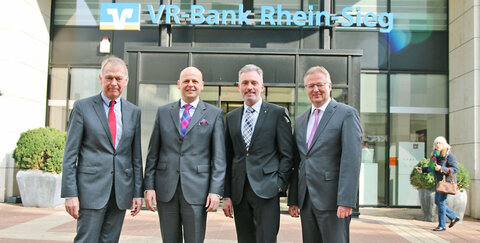 Foto v. l.: Das Vorstandsquartett: Dr. Martin Schilling, Ralf Löbach, Holger Hürten und Andre Schmeis